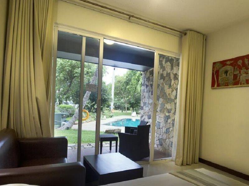 Miridiya Lake Resort Anuradhapura Exterior foto